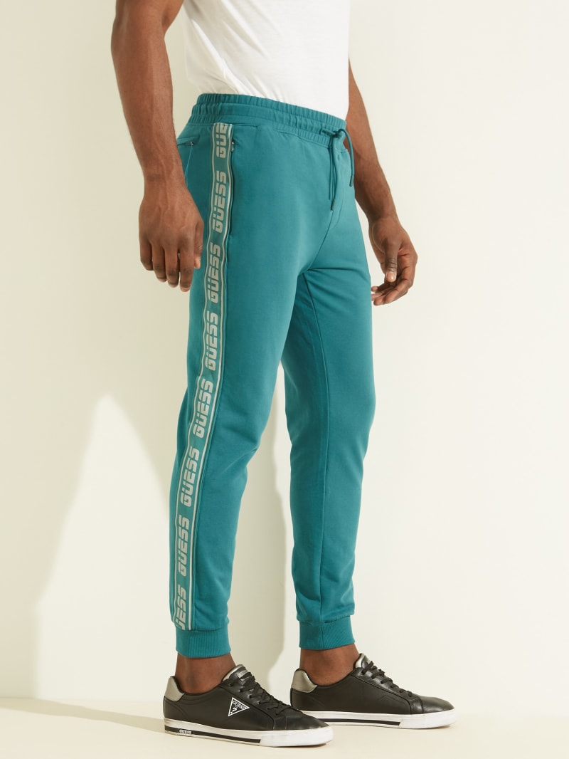 Guess Eco Arlo Logo Tape Joggers Broek Heren Turquoise | 0497-TDAPC